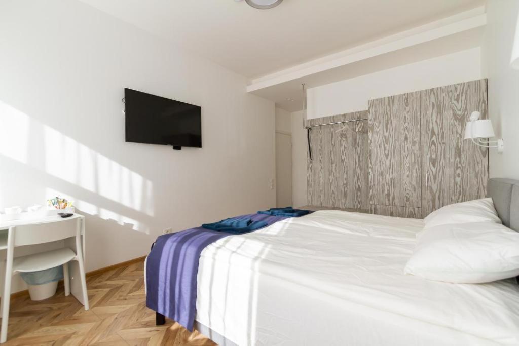 Hot Spot Apartments! Апартаменты *
